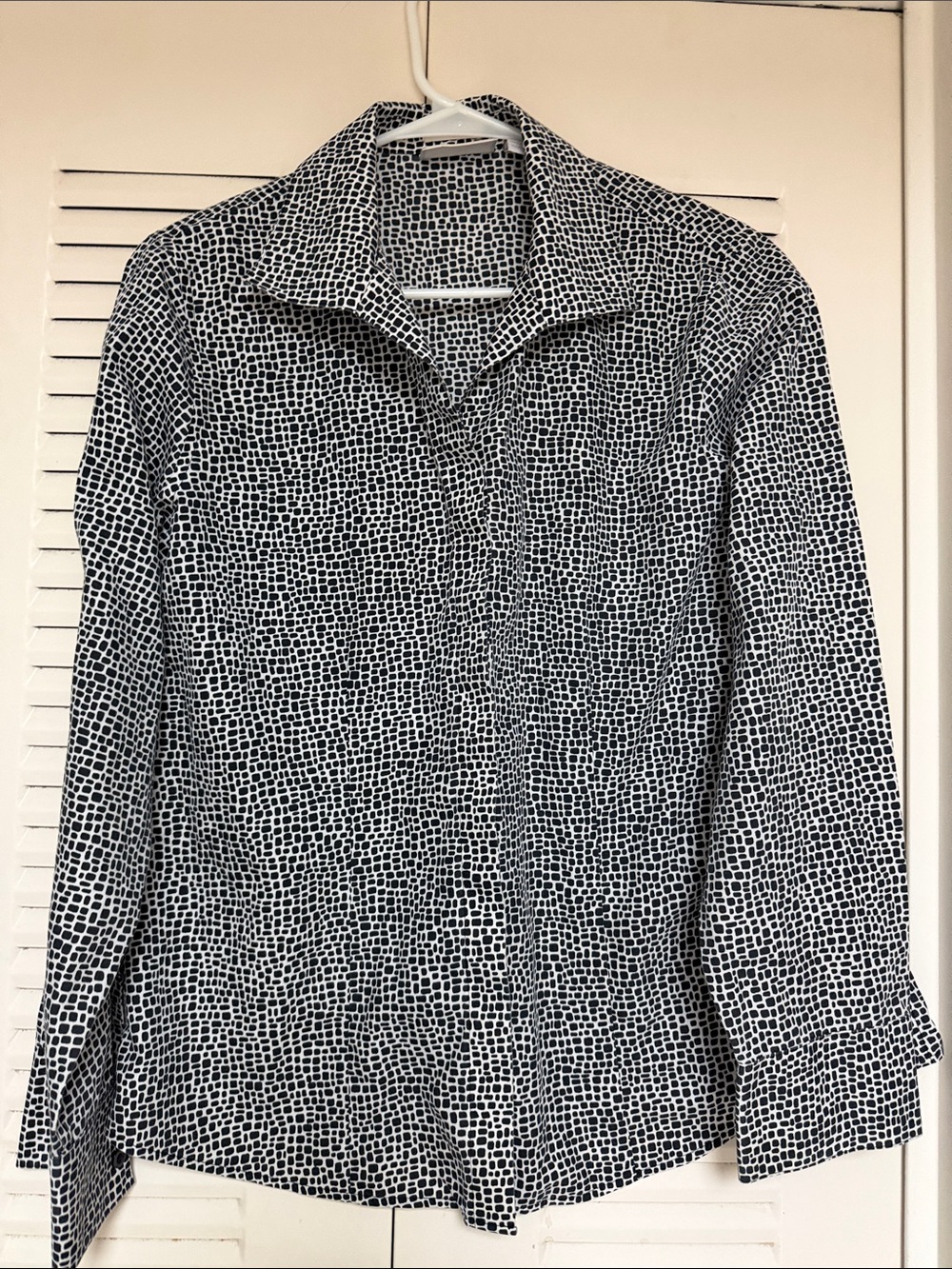 Chico's Black and White Patterned Button-Down Shirt